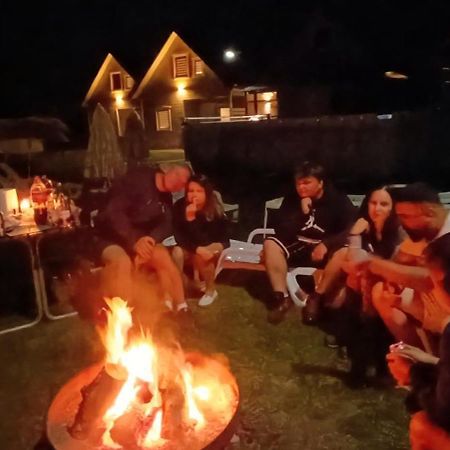 Domki Nadmorska Oaza Nad Morzem I Jeziorem Jezierzany Kültér fotó
